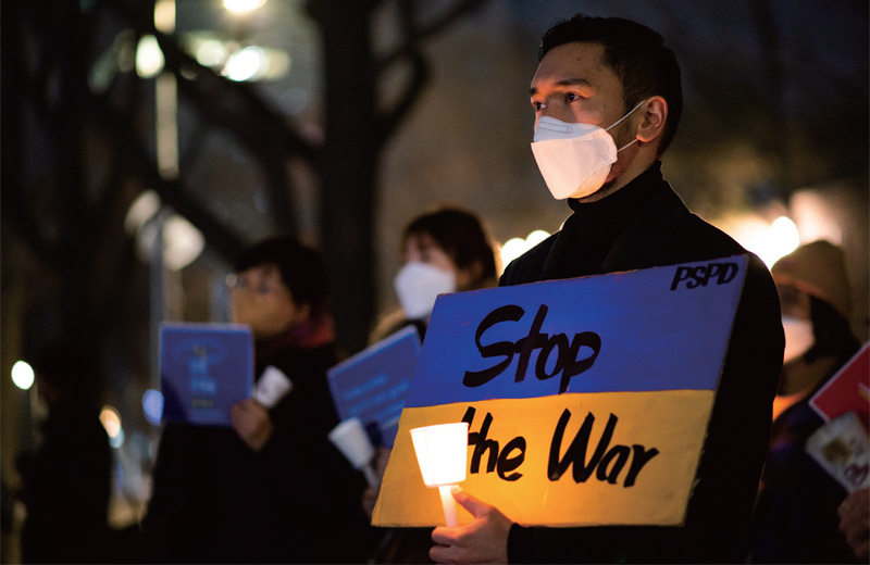 ‘금요평화촛불 : 우크라이나에 평화를 Stop the War in Ukraine’ 집회 현장 _ 2022. 3. 4.(제공:전쟁없는세상)