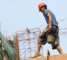 #2 고용노동부, 기후여건에 따른 <br>건설노동자 노동환경 개선권고 일부 수용